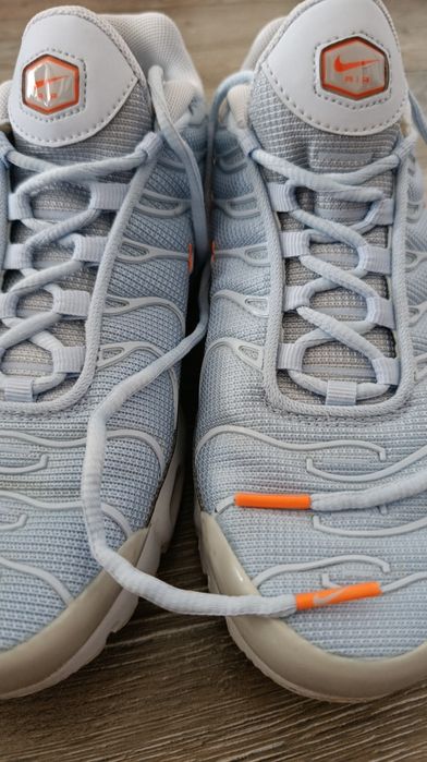 Маратонки  на NIKE