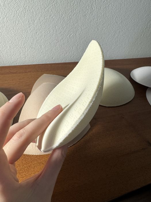 Чашки за бюстие всичко за 5 €