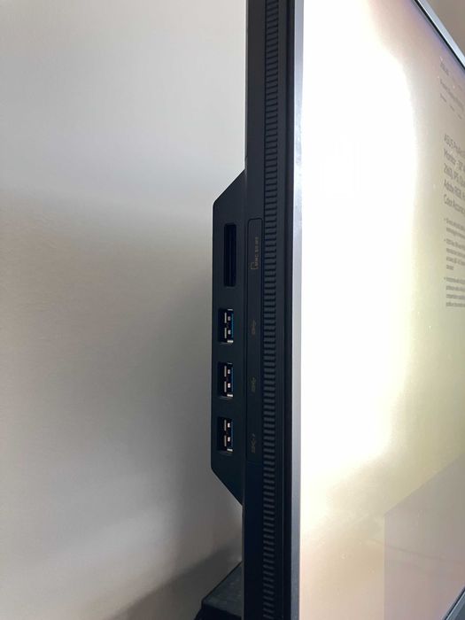 Монитор ASUS ProArt Display PA329Q - 32" IPS UHD 10-bit