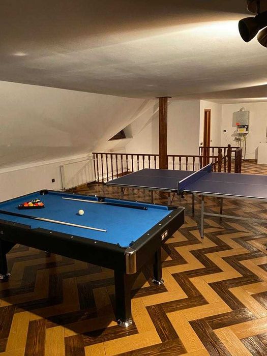 Cabana de inchiriat 15 persoane .