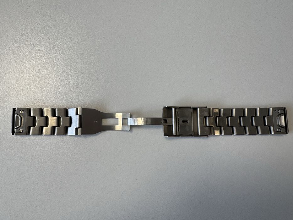Brățara Garmin QuickFit 22mm din titan