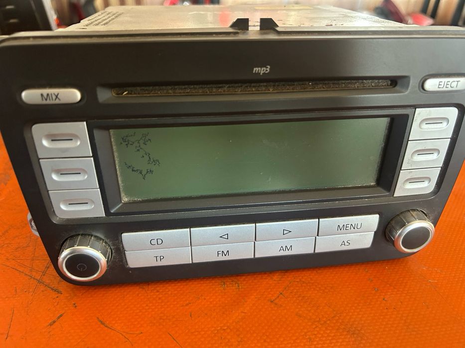 Radio CD VW Passat B6 2005-2010