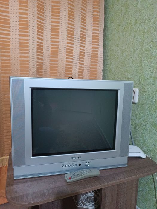 Телевизор в хорошем состоянии