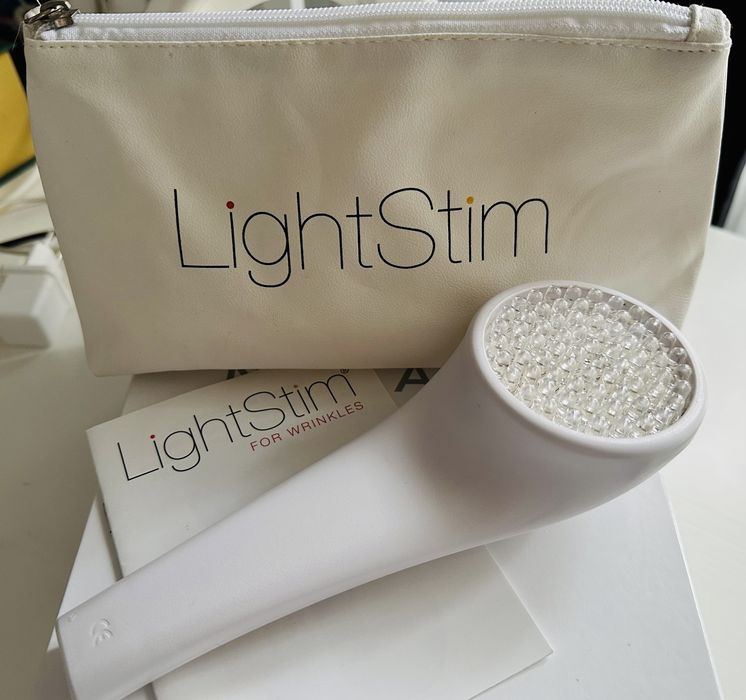 Aparat antirid-LightStim for Wrinkles