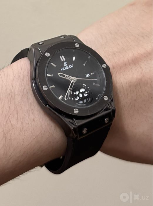 Часы HUBLOT, кварц. HUBLOT qo’l soati
