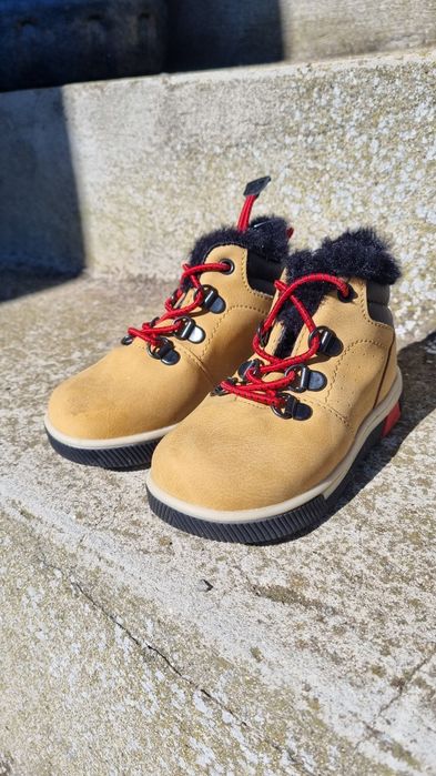 Бебешки боти и обувки