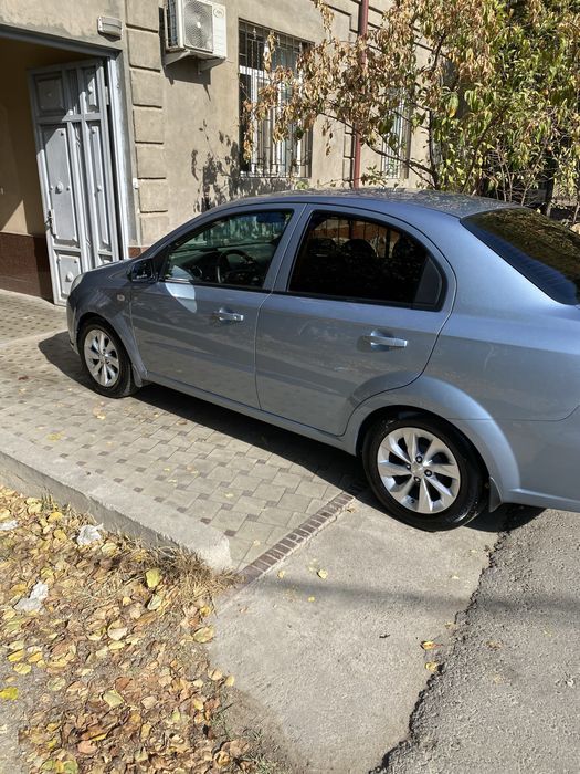 Замен на родные литые диски