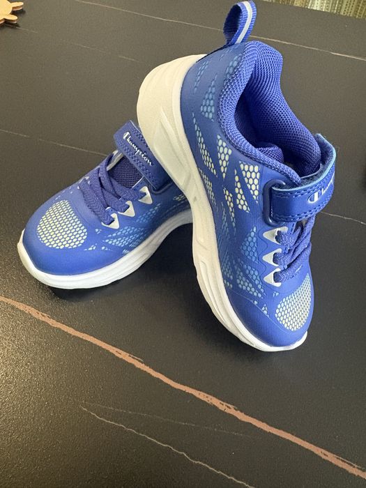 Adidasi Champion mar 25