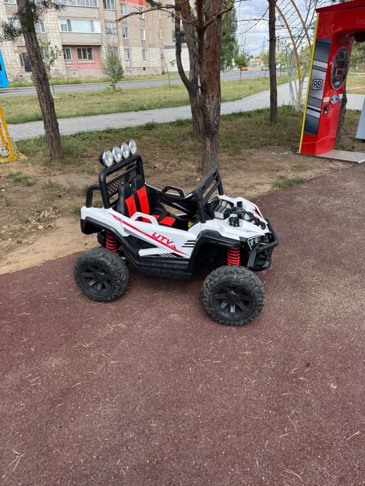 Продам детскую электромашинку