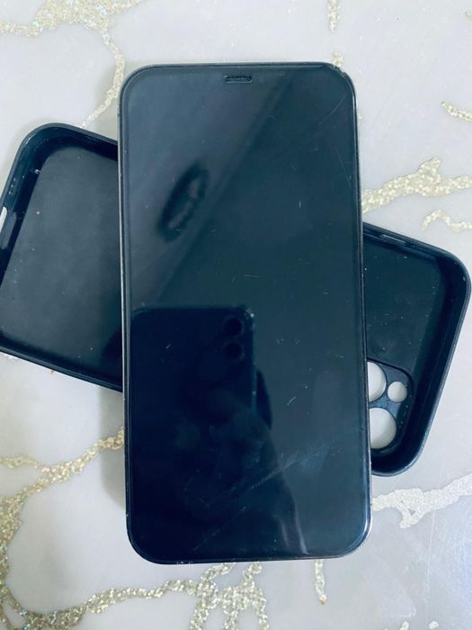 Продам Iphone 12 pro