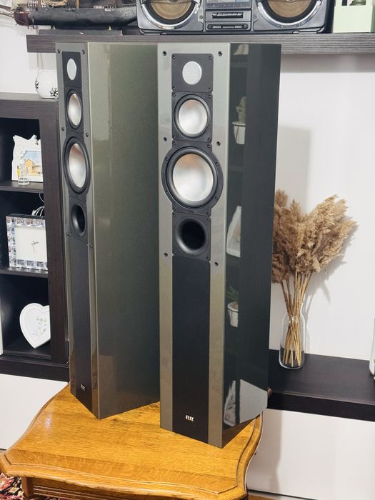 Boxe NOI-de podea-inaltă fidelitate-la cutie ELAC CL142,culoare titan