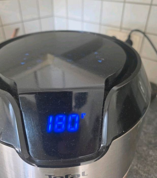 Friteuza Aer cald Tefal