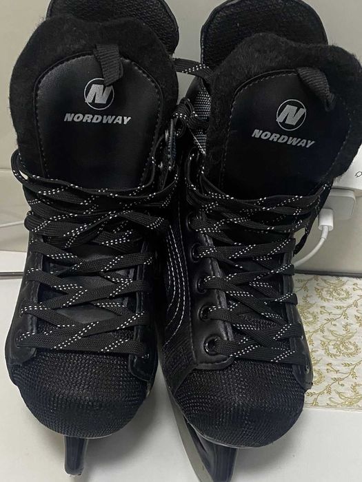 Коньки детские, размер 34