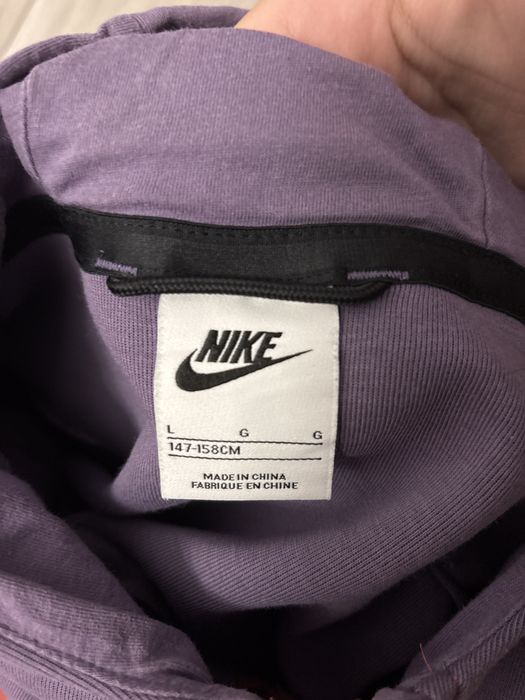 Горнщите Nike Tech Fleece