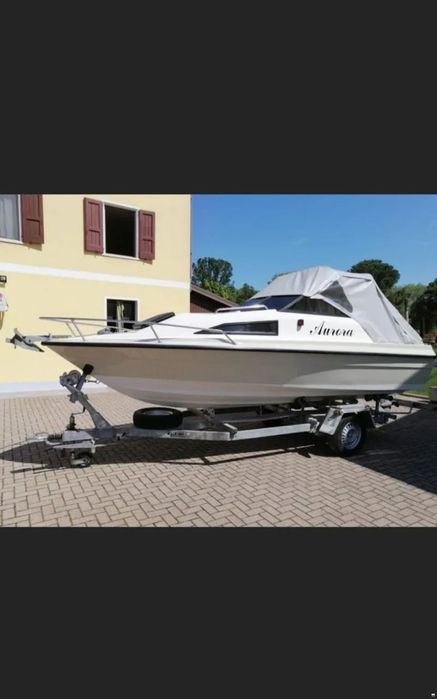 Barcă Hellas Hermes 19