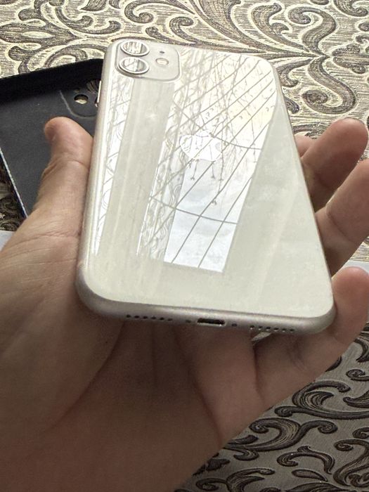IPhone 11 продам