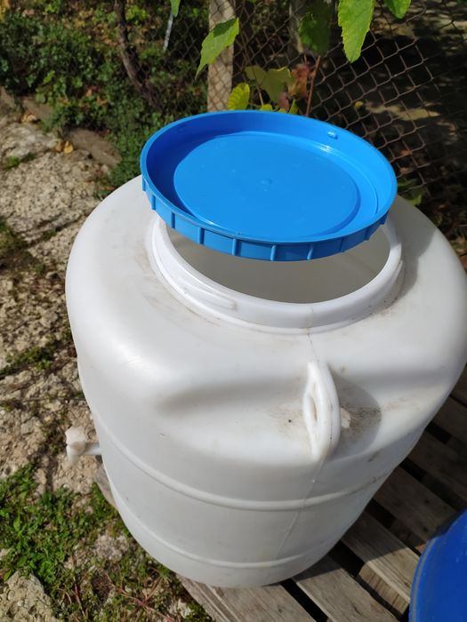 Бидон пластмасов 80л.