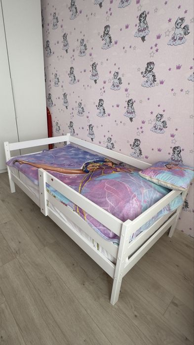 Продам кровать детскую