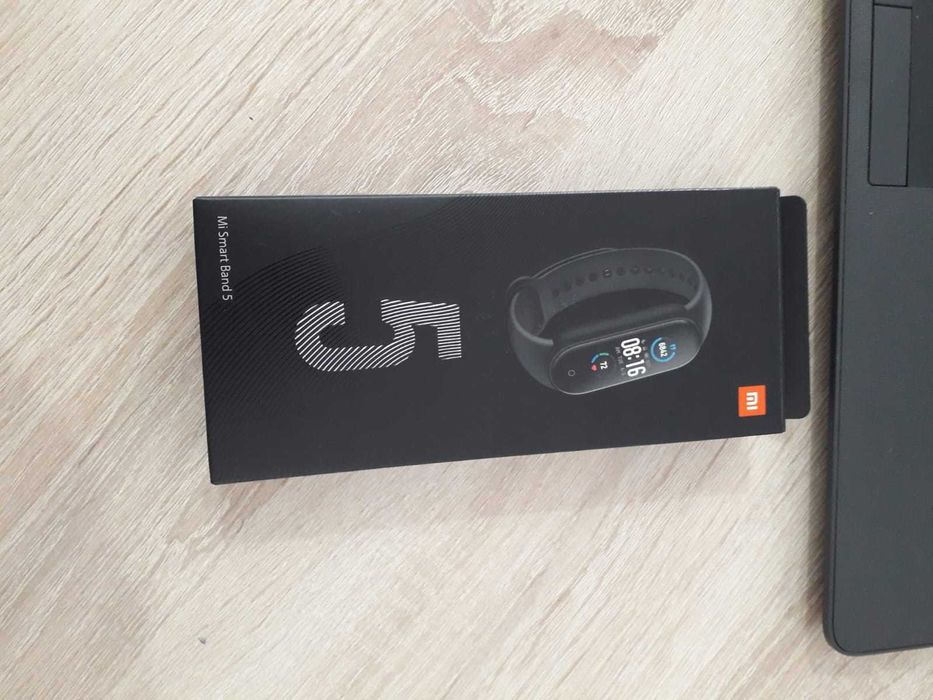 Mi Smart band 5 Фитнес трекер