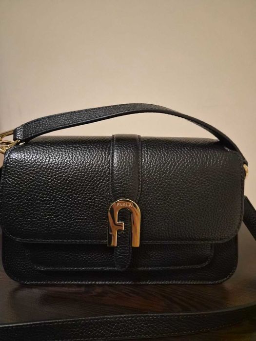 Дамска чанта Furla Sofia