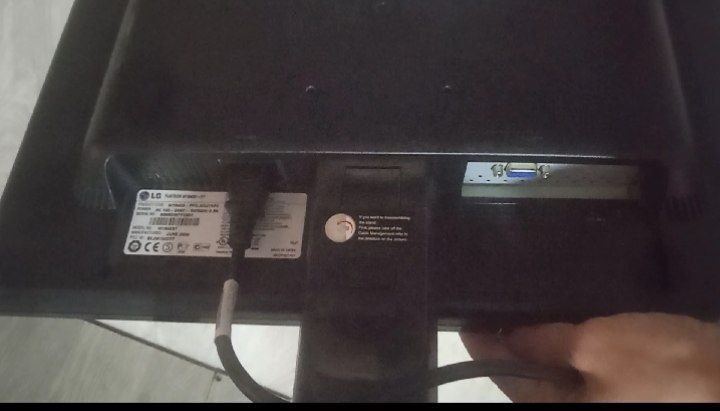 Монитор LG  FLATRON W1942S