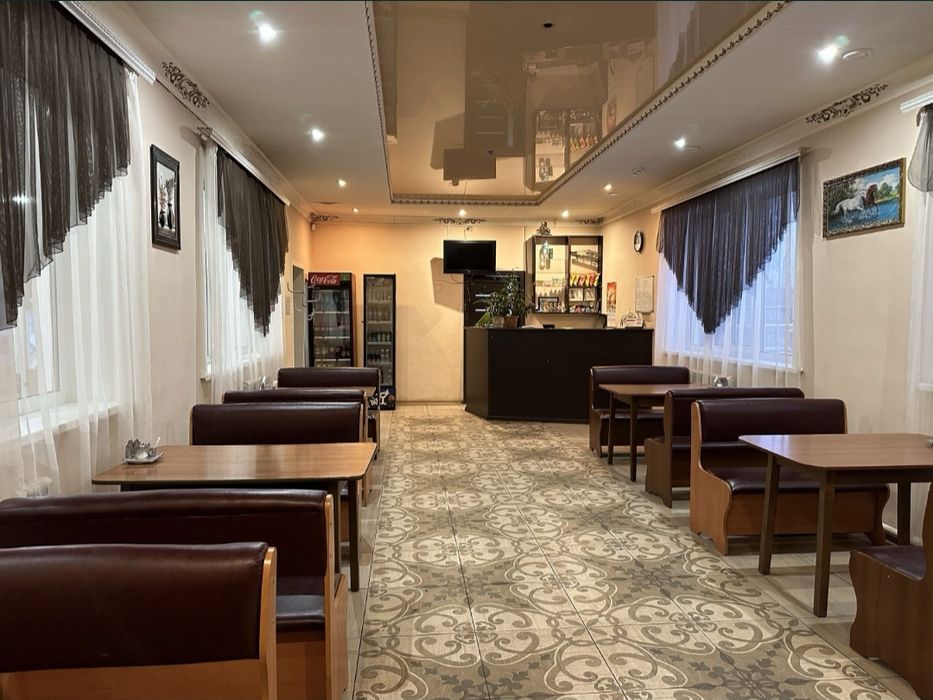 Продам действующее двухэтажное кафе