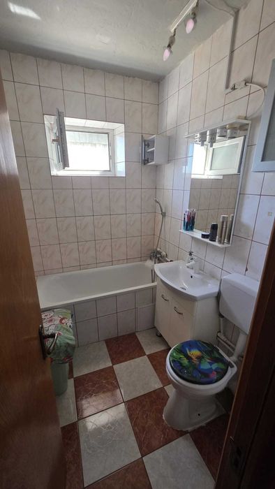 Apartament 2 camere decomandat/circular – Zona FAR