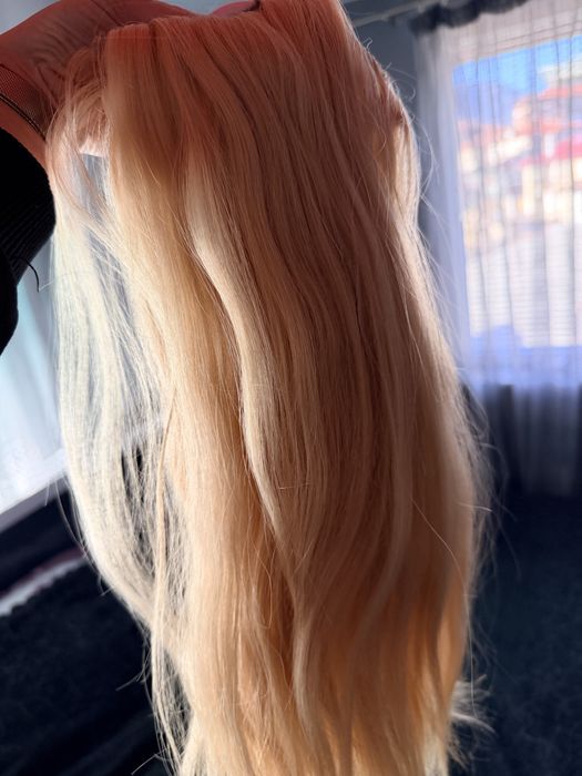 Екстеншъни за коса