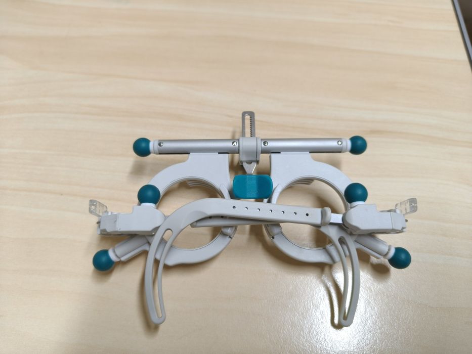 Ramă de Probă Profesională titan  (Ochelari Consultație Optică)