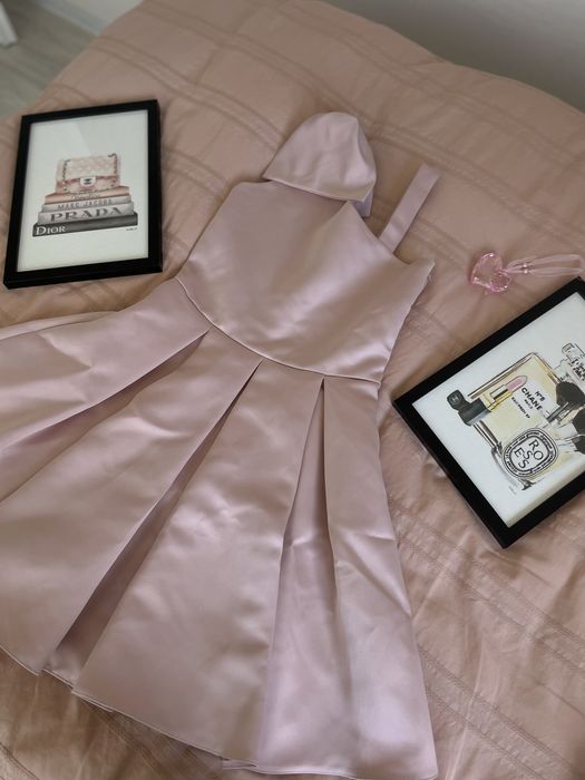 Официална рокля за млади момичета