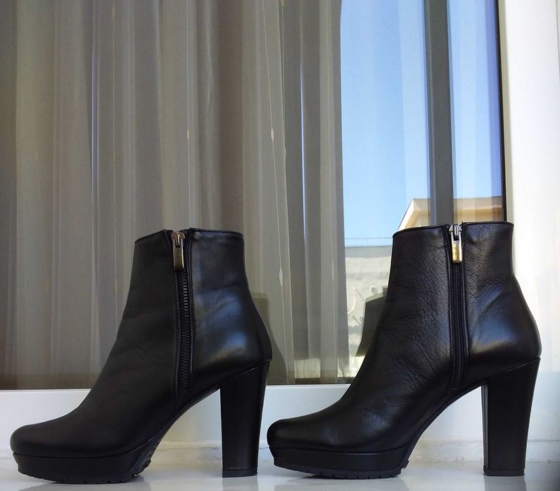 Ghete din piele, marimea 38