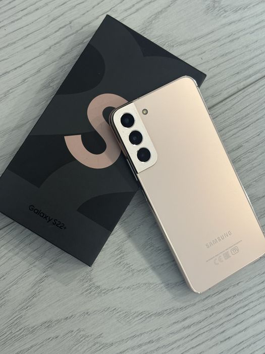 Samsung s 22+ с коробкой