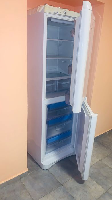 Хладилник Indesit