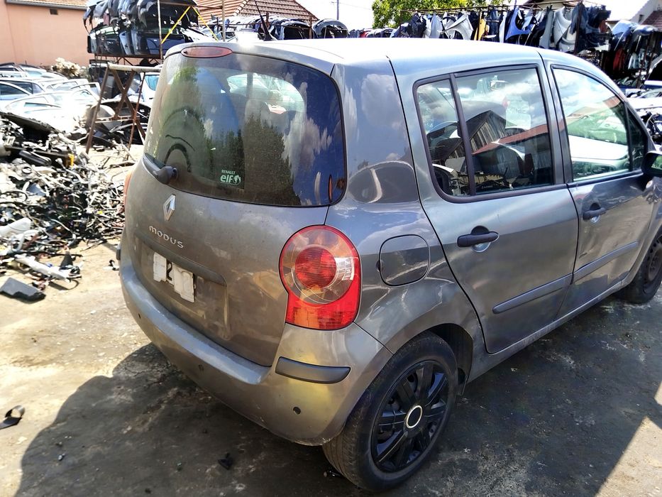 Bara spate Renault Modus an 2004-2008
