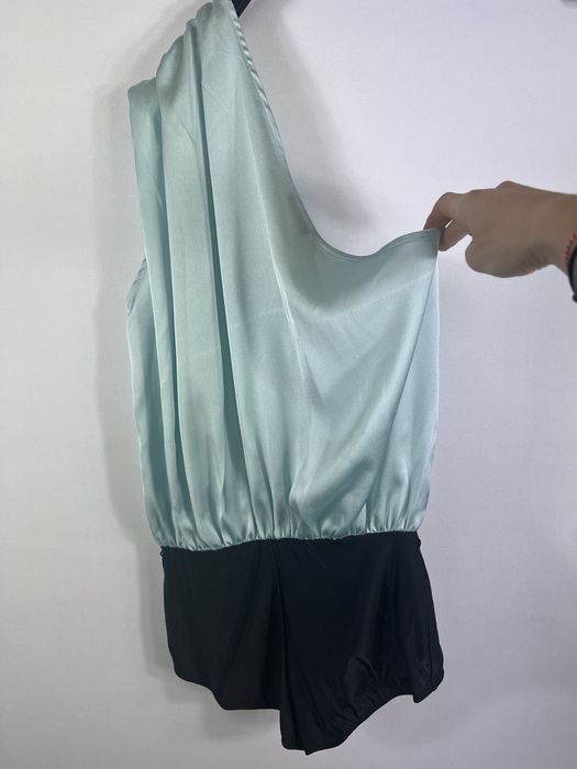 PINKO боди с едно рамо в синьо и черно