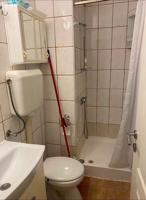 Garsonieră de vânzare Pajura