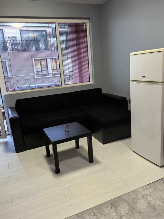 Дава се под наем Двустаен апартамент в Варна, Автогара - 60 кв.м за 433.5 € - Снимка #2