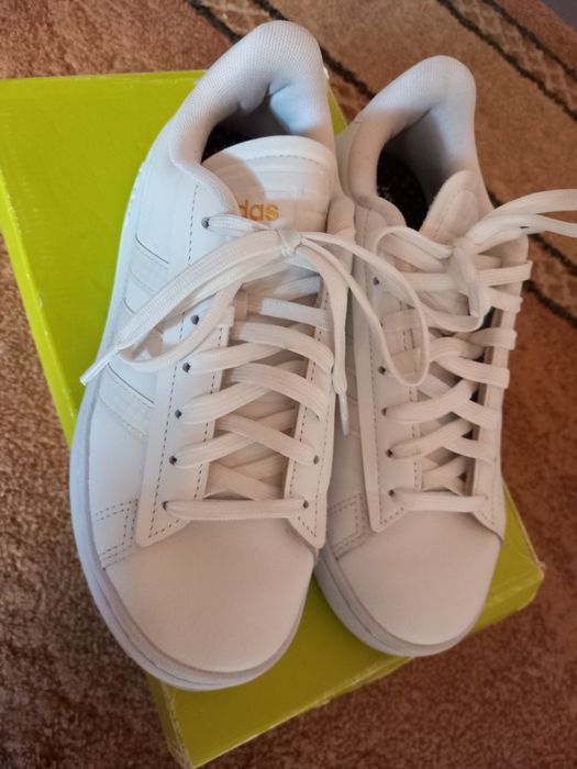 Adidas originali Damă