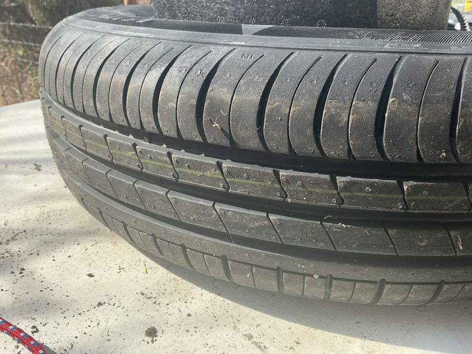 Vand geanta cu cauciuc Hankook 165/70R14 81T, coarba si cric