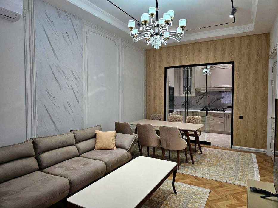 Продается 4х комнатная квартира в центре города!!! ID04