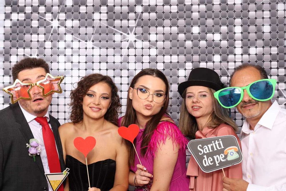 Cabina Foto evenimente - Cabina Insta Foto Bacau