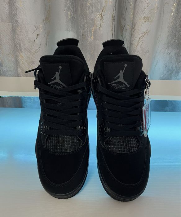Adidasi jordan 4