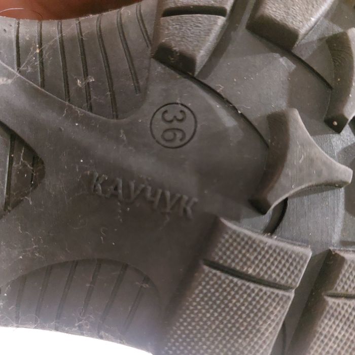 Продам зимние берцы