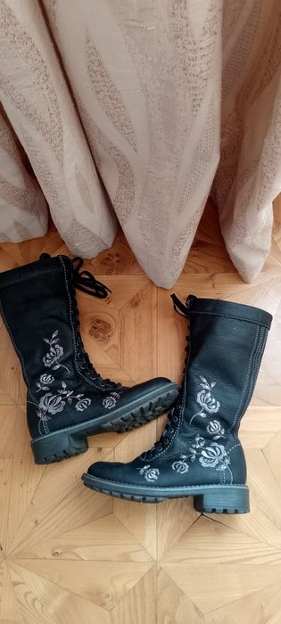 Кожаные демисезонные сапоги.