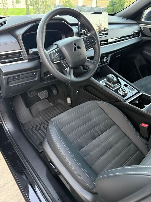 MITSUBISHI Outlander 2024 — imagine 34