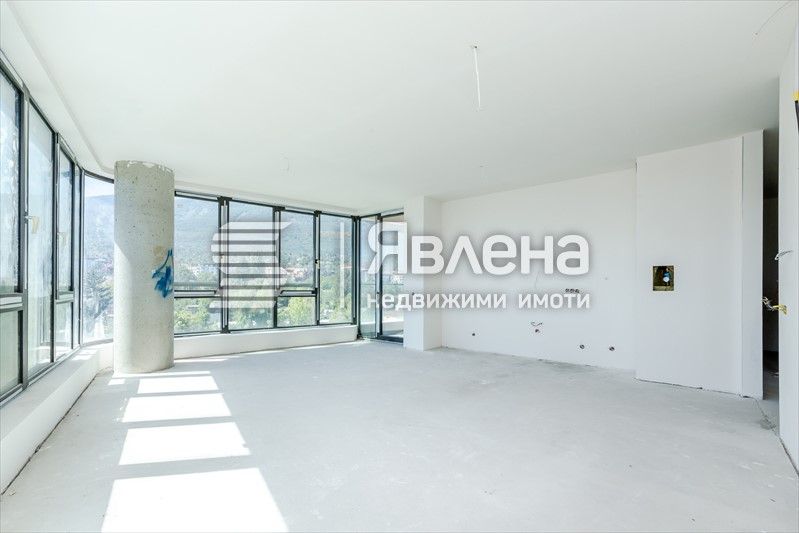 Продава се Тристаен апартамент в София, Кръстова вада - 133 кв.м за 2708 €/кв.м - Снимка #8