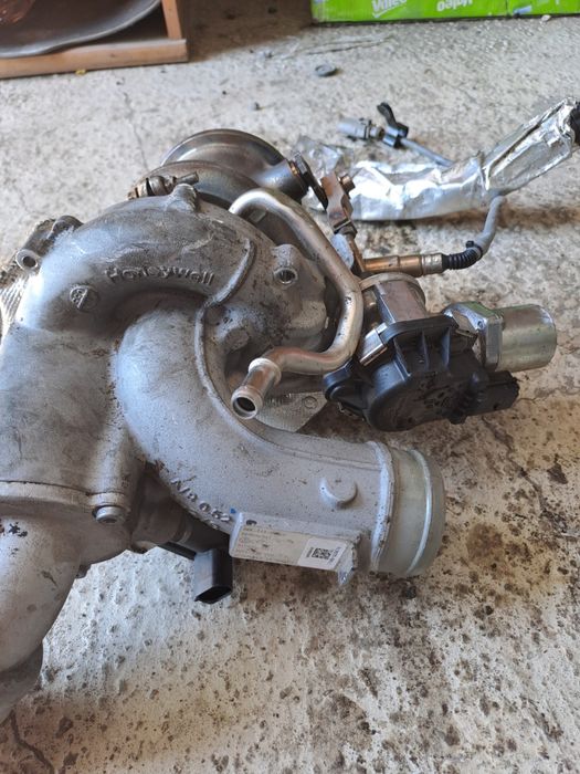 Турбина турбо 06k145715c Ауди Audi Vw a3 golf 7 scirocco q3 2.0tsi