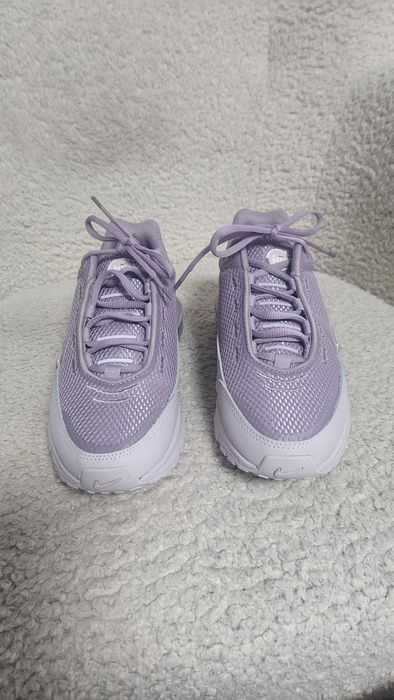 Дамски маратонки Nike