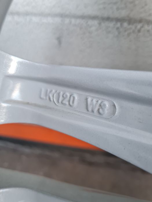 Джанти за BMW VW T5 T6 OPEL R17 5x120 ET30 8J