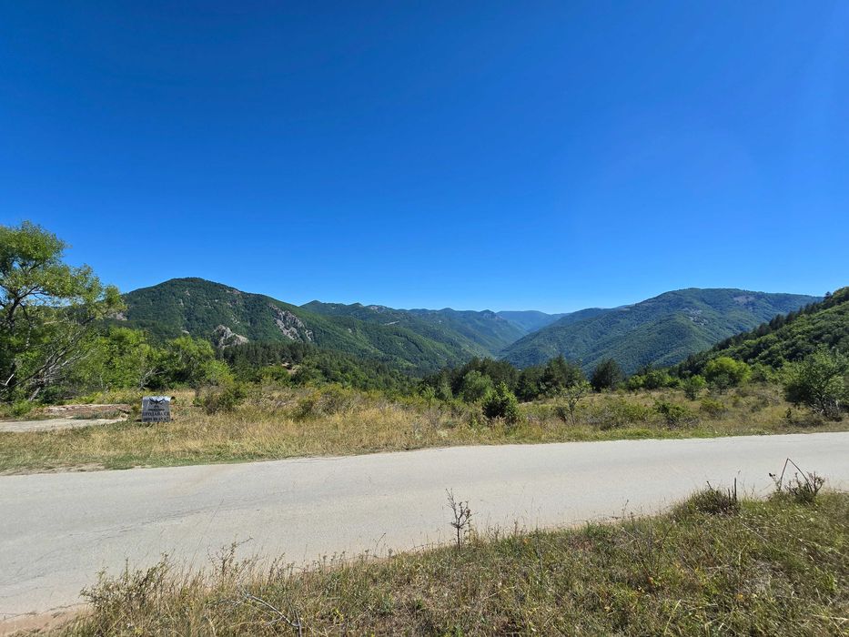 Продава се Парцел в с. Борово, Област Пловдив - 8188 кв.м за 10 €/кв.м - Снимка #18